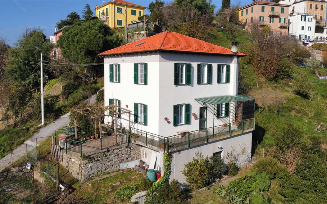 CADIBONA – VILLETTA BIFAMILIARE